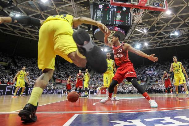 准的长传多 准的长传多